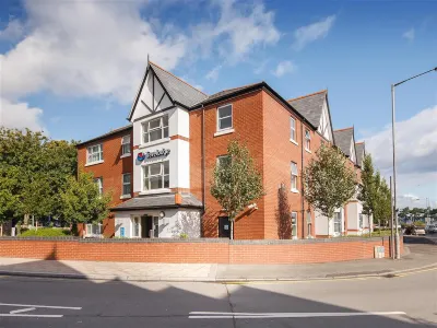 Travelodge Hotel - Colwyn Bay فنادق في 