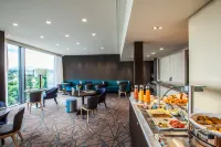 Crowne Plaza GENEVA by IHG - bar
