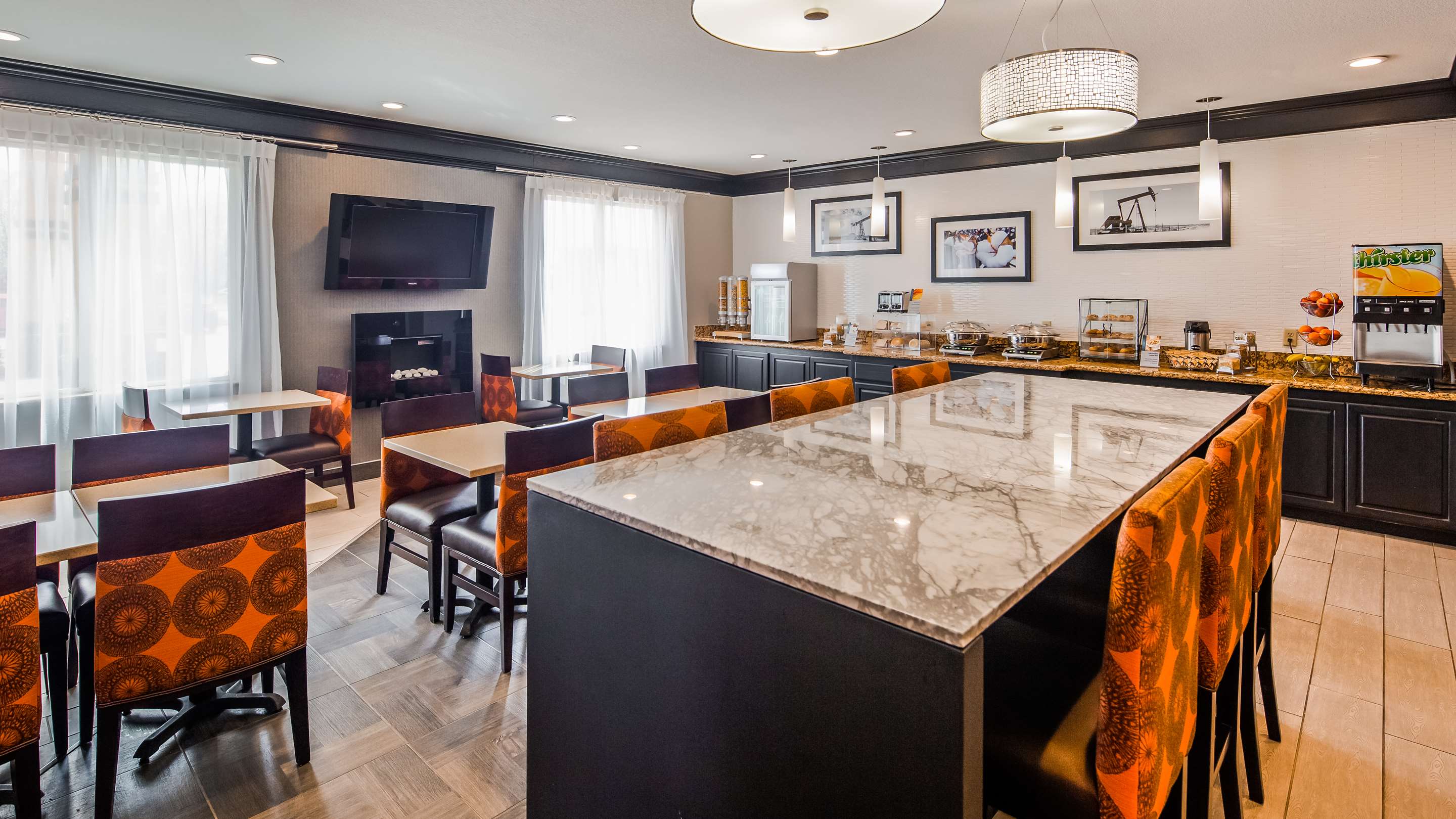 Best Western South Plains Inn & Suites