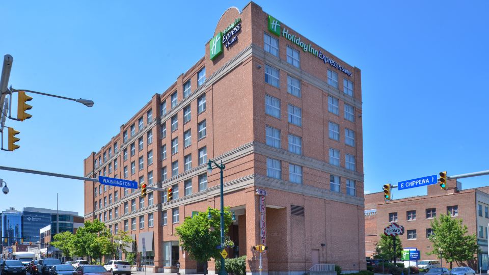 Holiday Inn Express & Suites BUFFALO DOWNTOWN - MEDICAL CTR by IHG