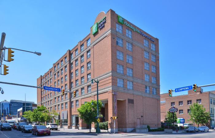 Holiday Inn Express & Suites BUFFALO DOWNTOWN - MEDICAL CTR by IHG