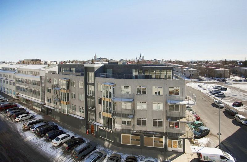 69 House B2 apartments iceland Design Ideas