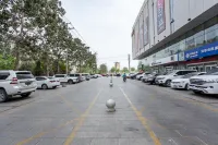 クチャ五洲ホテル - 駐車場