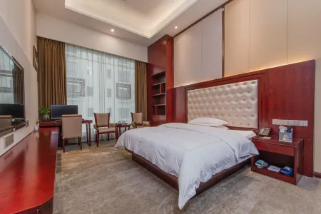 Kainan International Hotel Отели рядом с достопримечательностью «Biancheng Park»