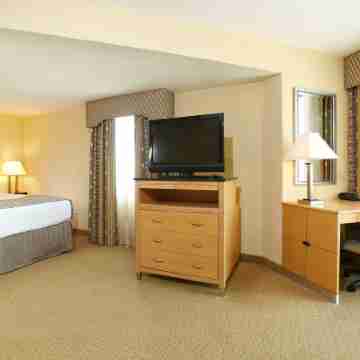 Crowne Plaza Orlando Universal Blvd Rooms