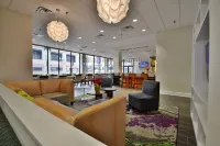 Holiday Inn Memphis-Downtown (Beale ST.) - Airport Shuttle