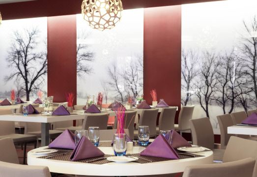 노보텔 바르샤바 에어포트