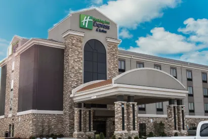 Holiday Inn Express & Suites Oklahoma City Southeast - I-35