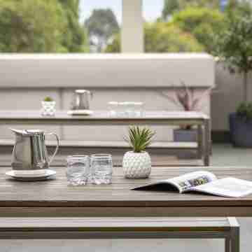 Quest Ivanhoe Dining/Meeting Rooms