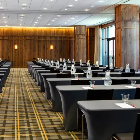 Limelight Hotel Denver Отели рядом с достопримечательностью «Элич Гарденз»