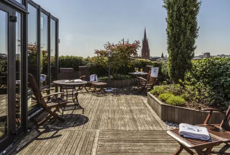 Hotel Nassauer Hof Отели в г. Висбаден