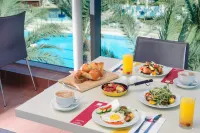 Leonardo Plaza Ashdod - breakfast