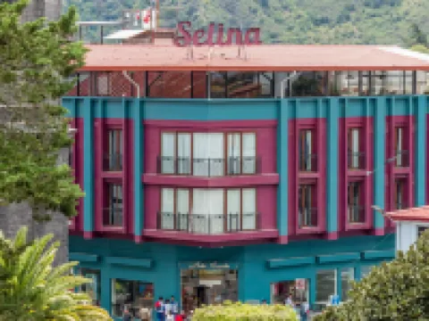 ホテル ブリオ セントロ バーニョスのホテル