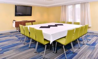 Holiday Inn Express Rochester - University Area