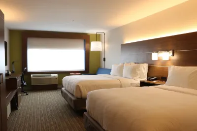 Holiday Inn Express & Suites Detroit Northwest - Livonia