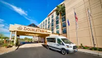 DoubleTree by Hilton Las Vegas Airport Hotels in Paradise