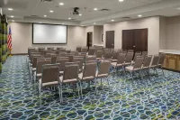 Hampton Inn & Suites Syracuse-North (Airport Area) Hotels in Liverpool