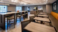 Country Inn & Suites by Radisson, Bolingbrook, I-55