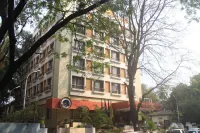 Hotel Kohinoor Executive Hotel dekat Film and Television Institute of India