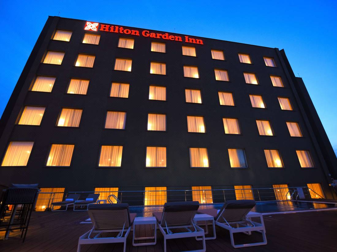directions to hilton garden inn valencia california