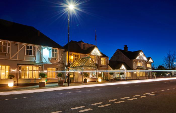 Cbh County Hotel