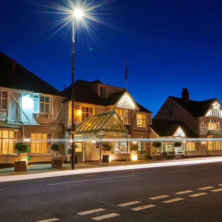 Cbh County Hotel