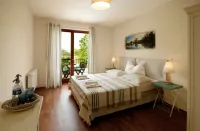 Hullám Villa B&B Hotels in Balatonfenyves