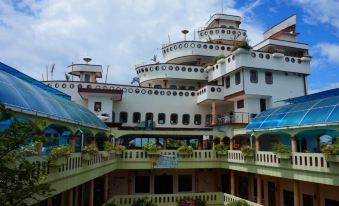 Krisna Beach Hotel 1