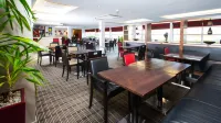 Holiday Inn Express Milton Keynes Hôtels à : Campbell Park