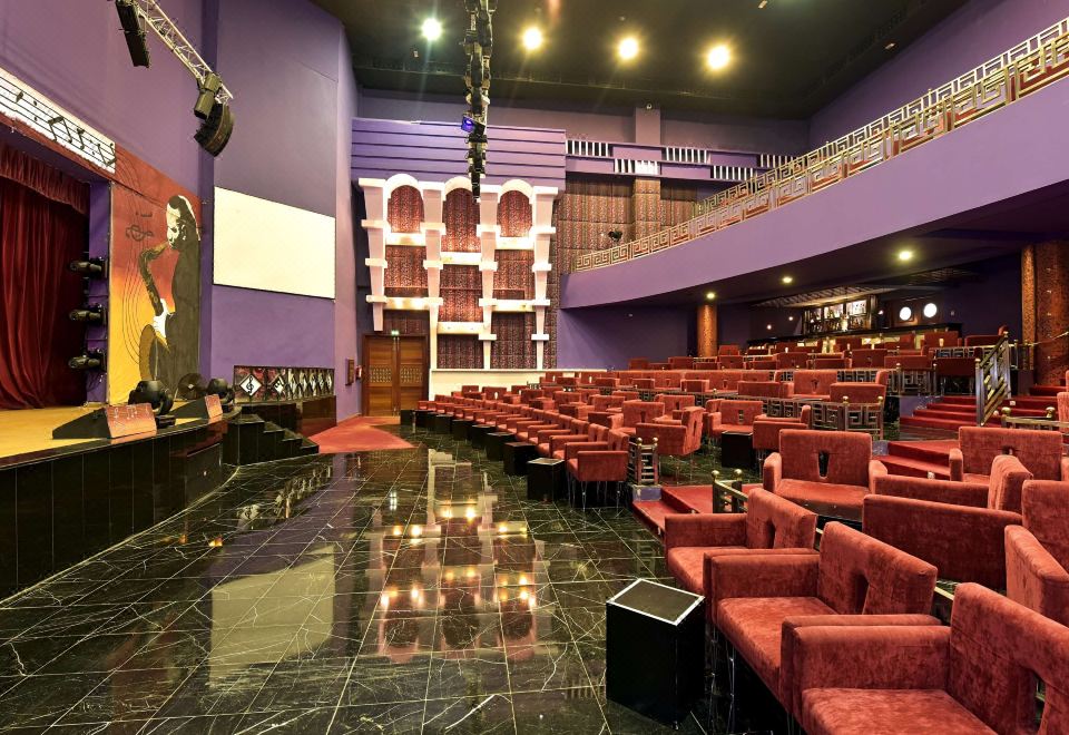 1. 조이아 바바로 ..