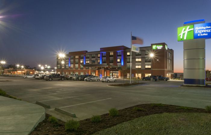 Holiday Inn Express & Suites DODGE CITY by IHG