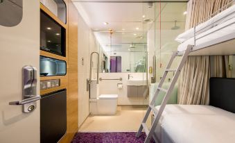 Yotelair London Gatwick Airport