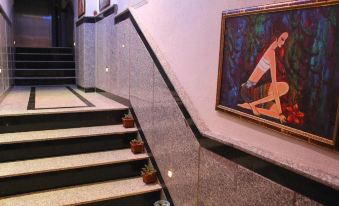 Class Suit Residence - Housity