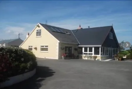 Ballard House Отели рядом с достопримечательностью «Чарльз Форт»