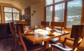 Elk Path - E.V. Reg. # 3205 - 3 Br Condo
