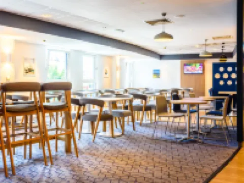 樸次茅斯岡沃夫碼頭智選假日酒店 樸次茅斯酒店