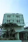 Hotel Plus Vedado 500 Các khách sạn gần Real Fabrica de Tabacos Partagas