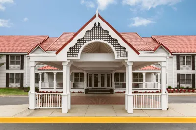 Country Inn & Suites by Radisson, Holland, MI Hotels in Holland Charter Township