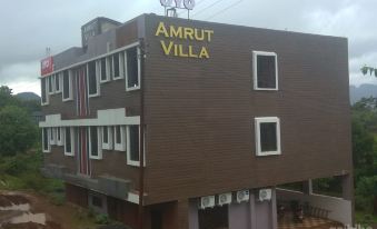 OYO 41967 Hotel Amrut Villa