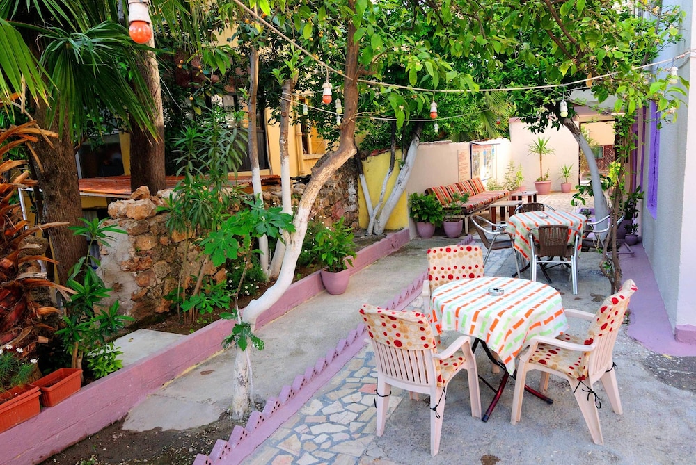 Özmen Otel