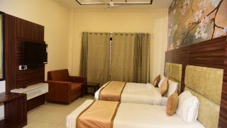 hotel-karan-residency