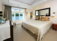 Thimble Islands Bed & Breakfast Hotels near Kennedy & Perkins Opticians - Branford