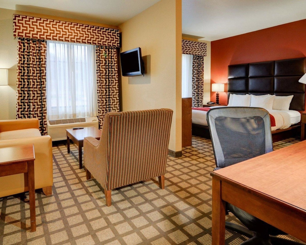 Comfort Inn & Suites Fort Smith I-540