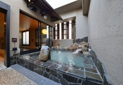 도미인 다카마쓰 주오 고엔마에 내츄럴 핫 스프링