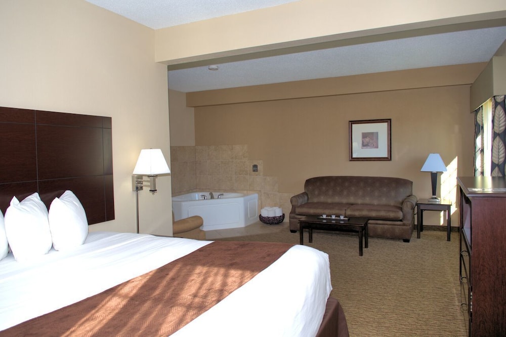 Rock Island Inn & Suites