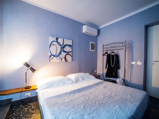 5 Terre  Inn