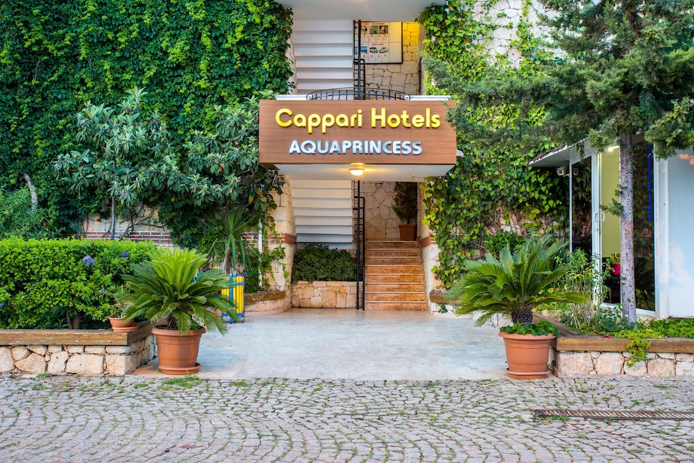 Aqua Princess Hotel