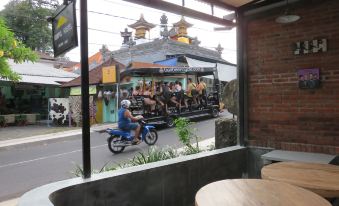 Kumpul Hostel