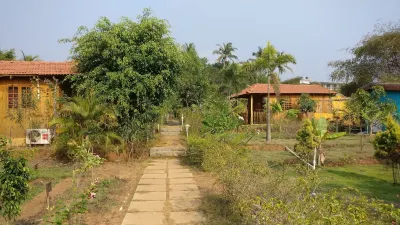 Jamboree Creek Yoga Hotels in Mandrem