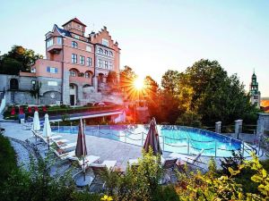 Hotel Schloss Mönchstein